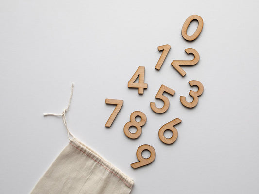 GLADFOLK Simple Set -Wooden Number Set • Wood Numerals in Maple BNWT